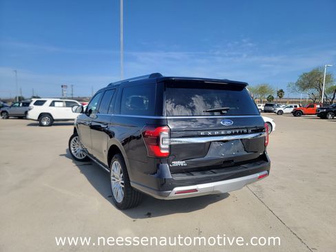 Used 2024 Ford Expedition Max Limited image 5