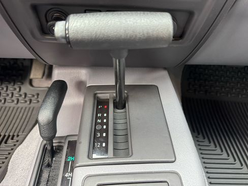 Used 1998 Jeep Cherokee Sport image 18