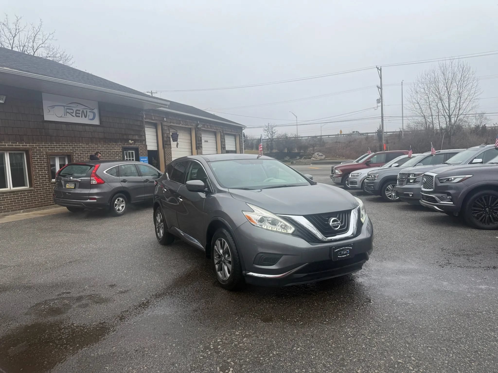 Used 2016 Nissan Murano S w/ Navigation Package AWD/4WD image 2