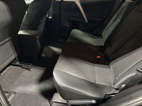 Used 2016 Toyota RAV4 LE image 22
