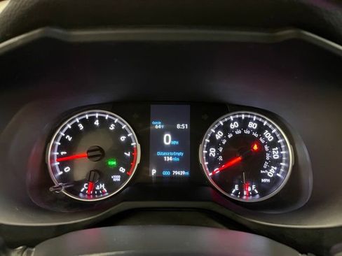 Used 2021 Toyota RAV4 XLE image 24