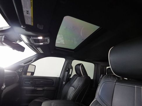 Used 2024 RAM 2500 Limited image 17