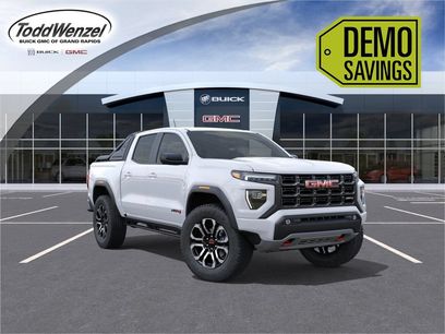 New 2025 GMC Canyon AT4 w/ Nightfall Edition