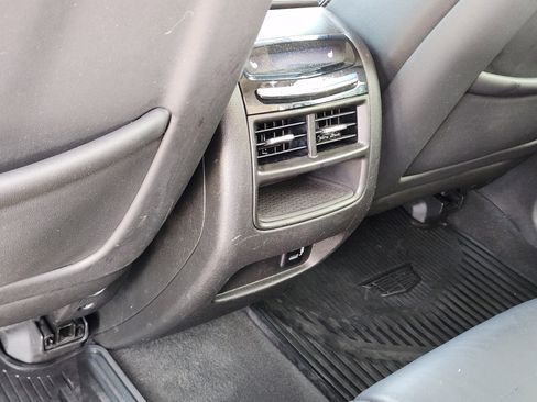 Used 2018 Cadillac XT5 Premium Luxury image 42