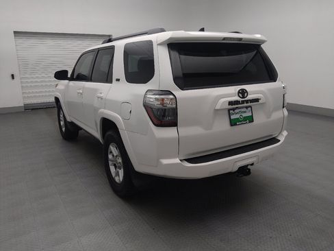 Used 2017 Toyota 4Runner SR5 image 5