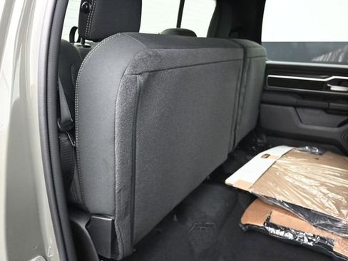 New 2026 RAM 1500 4x4 Crew Cab image 29