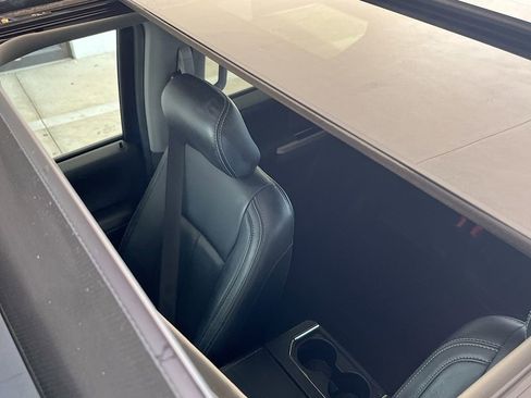 Used 2020 Ford F150 Lariat image 22