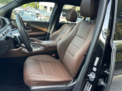 Certified 2024 Mercedes-Benz GLS 450 4MATIC image 23