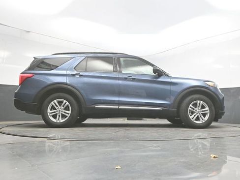 Used 2020 Ford Explorer XLT w/ Equipment Group 202A image 32