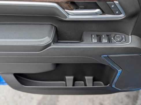 Used 2022 GMC Sierra 1500 Elevation image 25