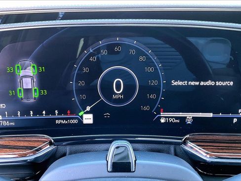 Certified 2022 Cadillac Escalade Premium Luxury w/ Performance Package image 22