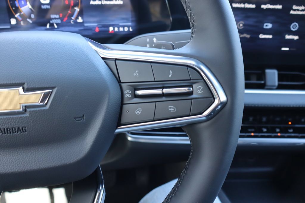 New 2027 Chevrolet Equinox LT FWD image 9