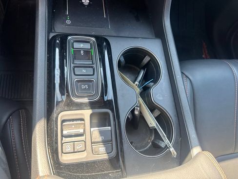 Used 2024 Honda Pilot TrailSport image 33