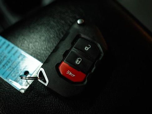 Used 2023 Jeep Wrangler Unlimited AWD/4WD image 20