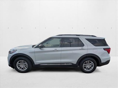 New 2025 Ford Explorer Active w/ Active Comfort Package image 5