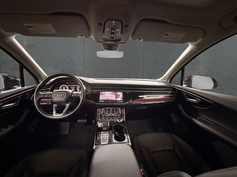 Used 2024 Audi Q7 3.0T Premium Plus AWD/4WD image 12