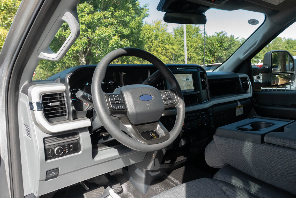 New 2027 Ford F350 XL AWD/4WD image 18