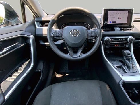 Used 2024 Toyota RAV4 XLE FWD image 6