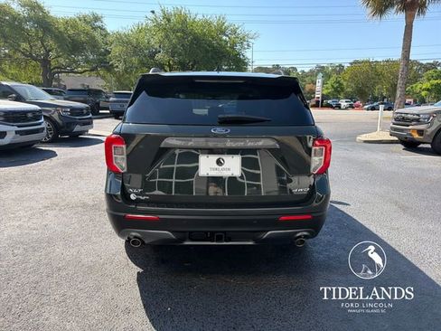Certified 2023 Ford Explorer XLT w/ Equipment Group 202A AWD/4WD image 7