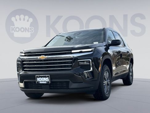 New 2026 Chevrolet Traverse LT w/ Driver Confidence Package image 1
