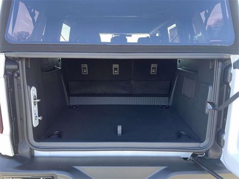 New 2025 Ford Bronco Base image 8