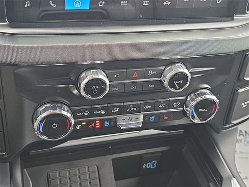 New 2026 Ford F350 Platinum image 25