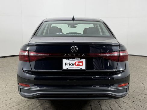 Used 2025 Volkswagen Jetta S FWD image 6