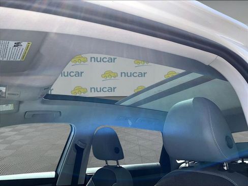 Used 2023 Volkswagen Taos SE w/ Panoramic Sunroof Package AWD/4WD image 20