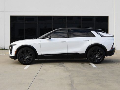 Used 2025 Cadillac Lyriq Sport w/ LPO, Floor Liner Package image 6