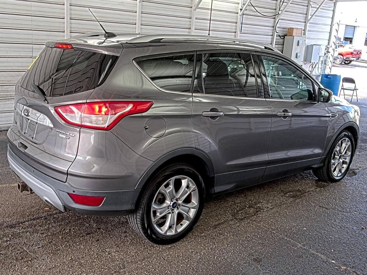 Used 2014 Ford Escape Titanium w/ Equipment Group 401A AWD/4WD image 3