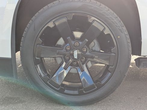 Used 2020 Cadillac Escalade Premium Luxury image 55