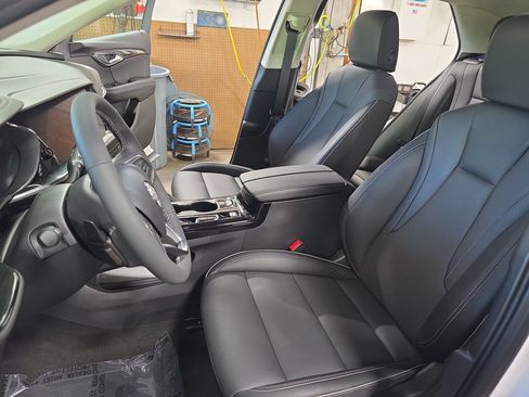 Used 2023 Buick Envision Essence AWD/4WD image 14