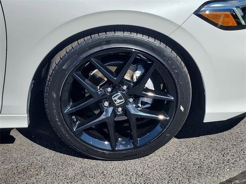 Used 2025 Honda Civic Sport image 8