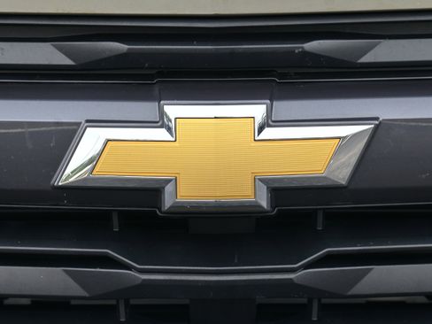 Used 2023 Chevrolet Colorado LT image 35