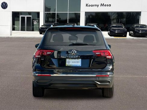 Used 2023 Volkswagen Tiguan SE FWD image 5