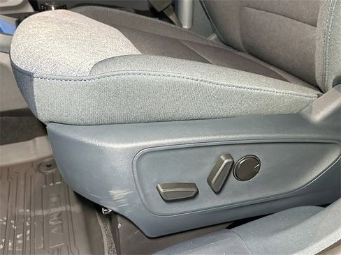 New 2025 Ford Maverick XLT w/ XLT Luxury Package image 13