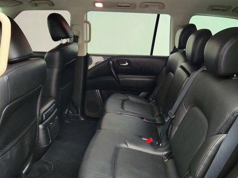 Used 2021 Nissan Armada SV AWD/4WD image 21