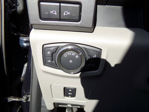 Used 2021 Ford F250 XLT w/ XLT Premium Package image 71