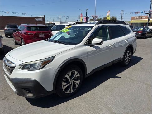 Used 2021 Subaru Outback Limited AWD/4WD image 5