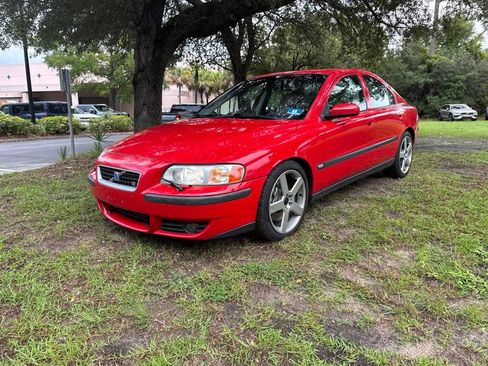 Used 2004 Volvo S60 R AWD/4WD image 3