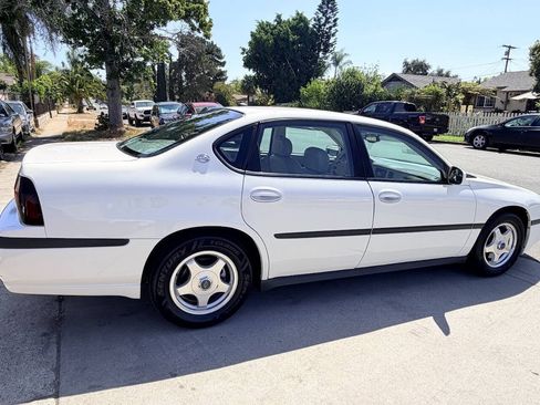 Used 2004 Chevrolet Impala w/ Preferred Equipment Group FWD image 5
