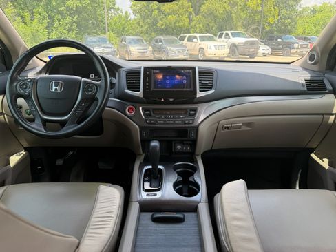 Used 2017 Honda Pilot EX-L image 11