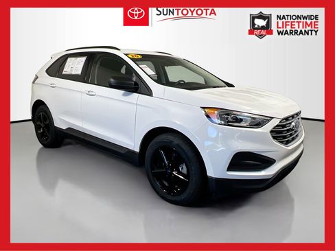 Used 2020 Ford Edge SE image 1