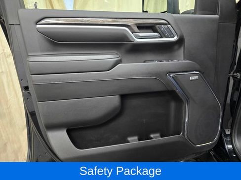 Used 2024 Chevrolet Silverado 2500 LTZ w/ LTZ Plus Package AWD/4WD image 15