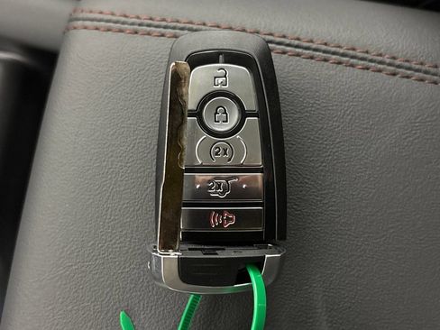 New 2026 Ford Explorer Active w/ Active Comfort Package RWD image 34