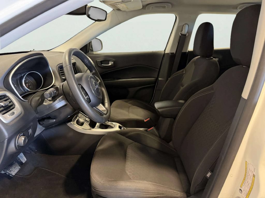 Used 2021 Jeep Compass Sport AWD/4WD image 13