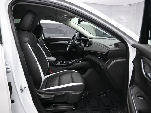 Used 2024 Buick Envision Sport Touring image 28