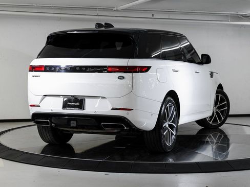 Used 2023 Land Rover Range Rover Sport SE Dynamic AWD/4WD image 7