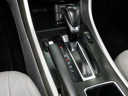 Used 2015 Honda Accord EX-L image 19