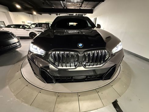 Used 2026 BMW X6 xDrive40i w/ Executive Package AWD/4WD image 15